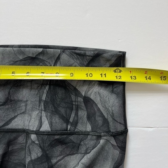 Lululemon Wunder Under Pant Size 6 Midnight Tulle Multi Black - Picture 5 of 10